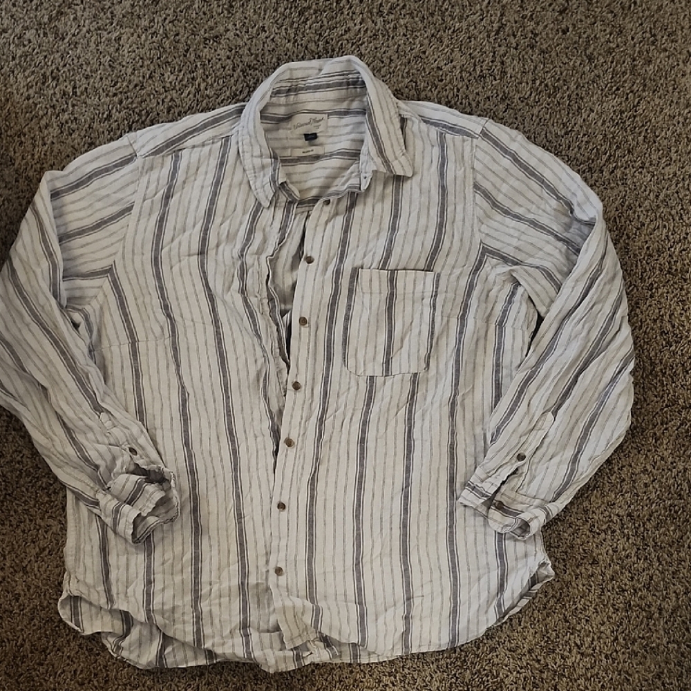 Universal Thread Striped Button-Down Shirt